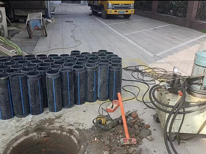 浠水PE置换管厂家 DN315置换管 非开挖管短管置换